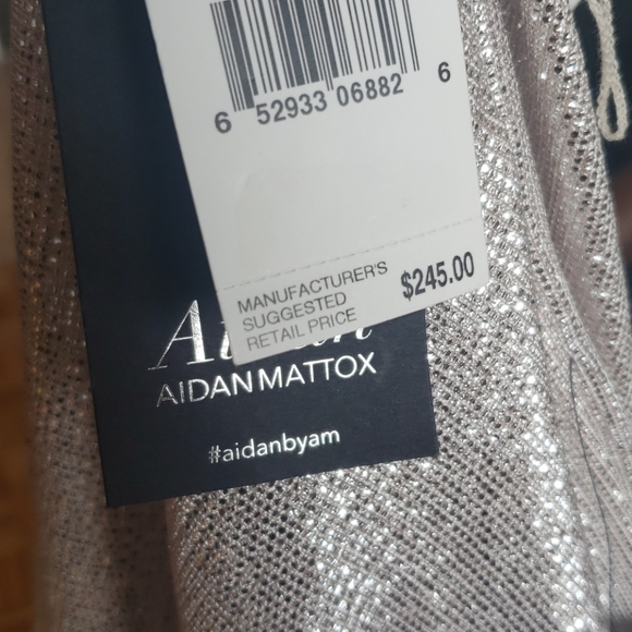 Aidan Mattox evening gown sizes 6 and 10 - Picture 4 of 6